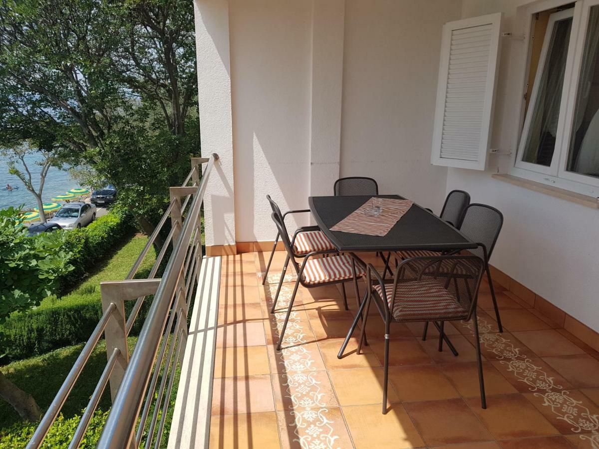 App Lolly Apartment Selce Exterior foto