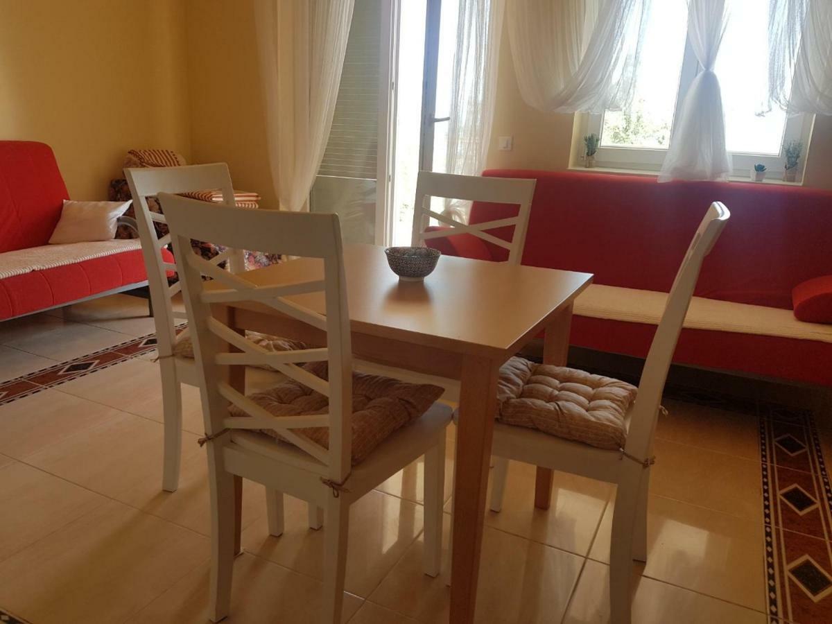 App Lolly Apartment Selce Exterior foto